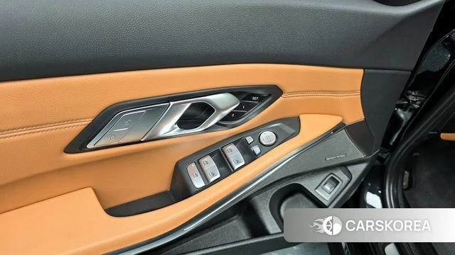BMW 3 Series (G20) id 4304008 из Кореи 11