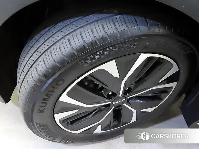 Kia EV6 id 3399559 из Кореи 11