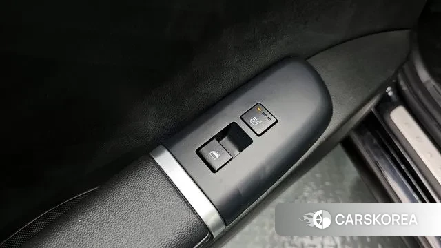 Hyundai Grandeur (GN7) id 3764158 из Кореи 11