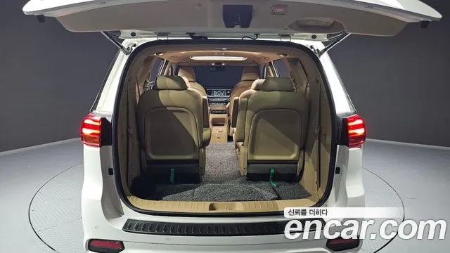 Kia The New Carnival id 2499132 из Кореи 11