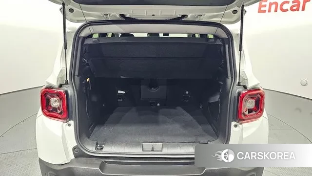 Jeep Renegade id 3644749 из Кореи 11