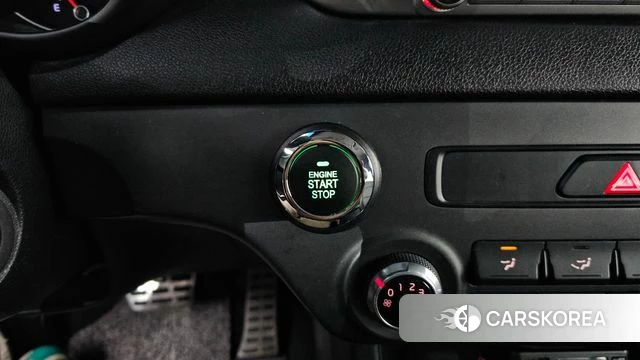 Kia Sportage The Bold id 4377829 из Кореи 11