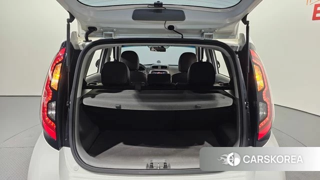 Kia Soul EV id 3853839 из Кореи 11