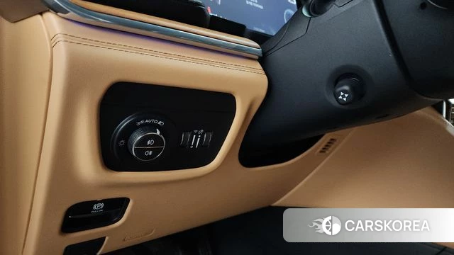 Jeep Grand Cherokee (WL) id 4308887 из Кореи 11