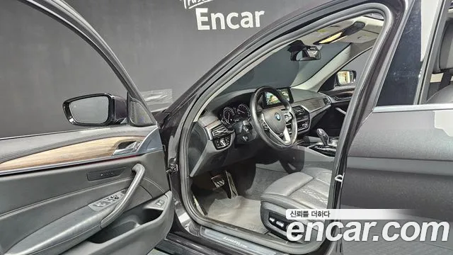 BMW 5 Series (G30) id 2647042 из Кореи 11