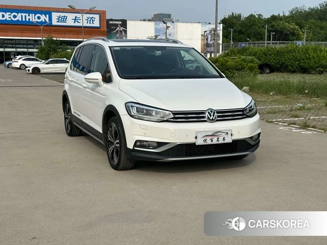 Volkswagen Touran L id 4359544 из Китая 11