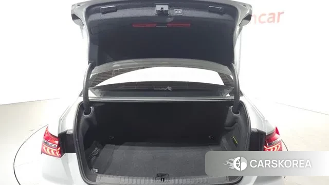 Audi A6 (C8) id 3479356 из Кореи 11