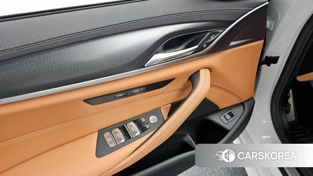 BMW 5 Series (G30) id 4343295 из Кореи 11