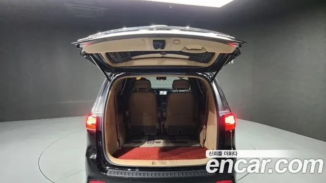 Kia The New Carnival id 2876279 из Кореи 11