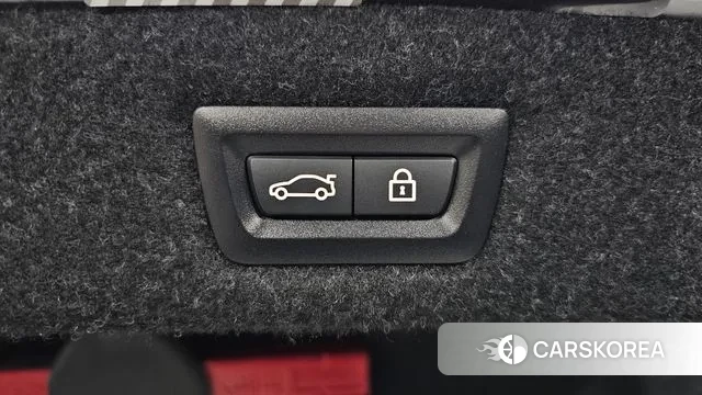 BMW 5 Series (G30) id 3373131 из Кореи 11