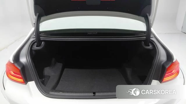 BMW 5 Series (G30) id 4658088 из Кореи 11