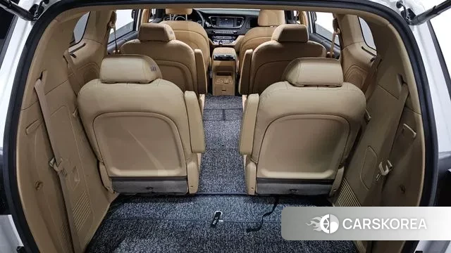 Kia The New Carnival id 3588213 из Кореи 11