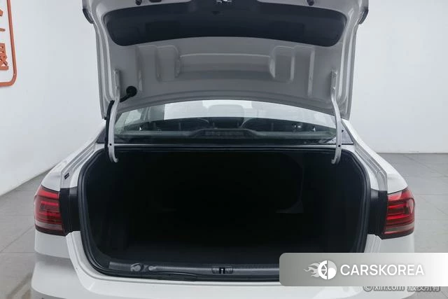 Volkswagen Lavida id 4212330 из Китая 11