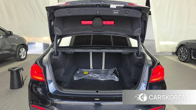 BMW 5 Series (G30) id 3814064 из Кореи 11