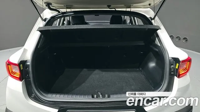 Kia Stonic id 2952041 из Кореи 11