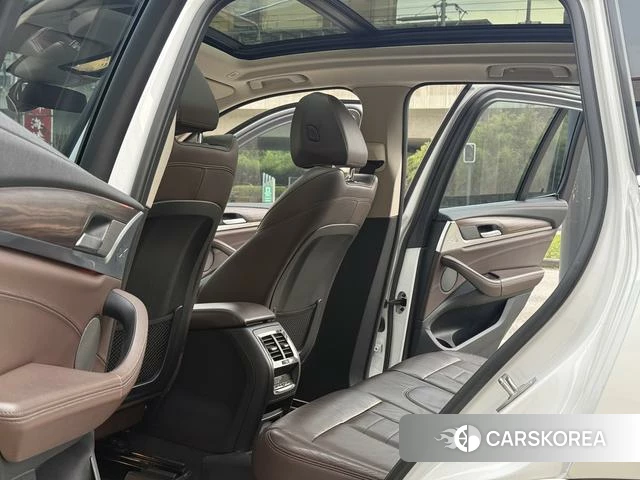 BMW X3 id 4215138 из Китая 11