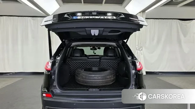 Jeep Cherokee (KL) id 3269420 из Кореи 11