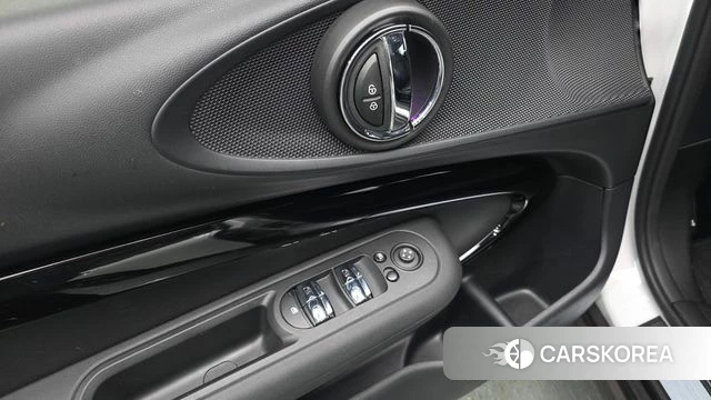 Mini Cooper Clubman id 4230406 из Кореи 11