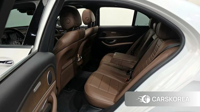 Mercedes-Benz E-Class W213 id 3866369 из Кореи 11