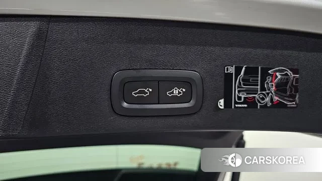 Volvo XC40 id 3788673 из Кореи 11