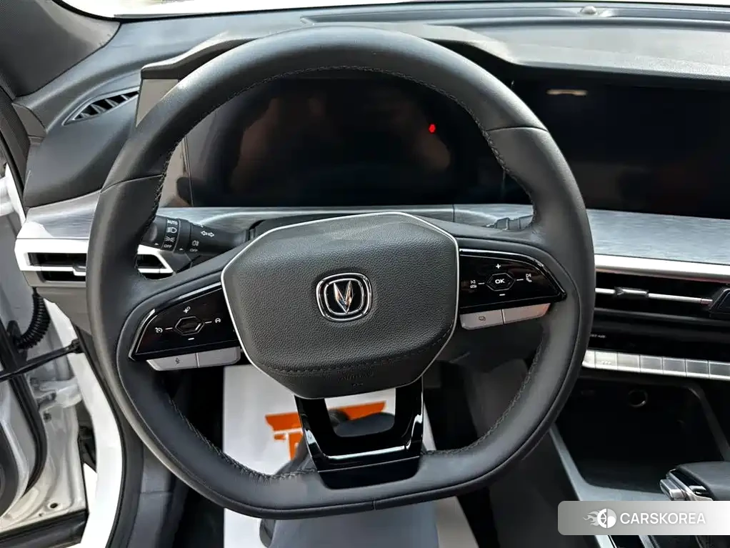Chang'an Changan CS35PLUS id 4545869 из Китая 11