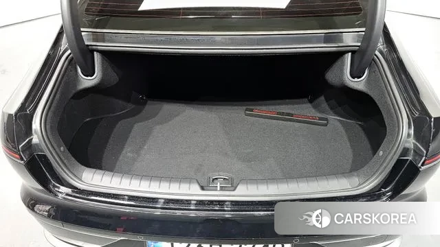 Hyundai Grandeur Hybrid (GN7) id 3426692 из Кореи 11