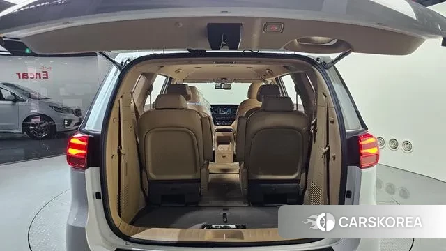 Kia The New Carnival id 3761128 из Кореи 11