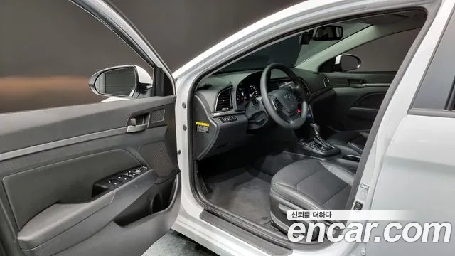 Hyundai Avante AD id 2657918 из Кореи 11