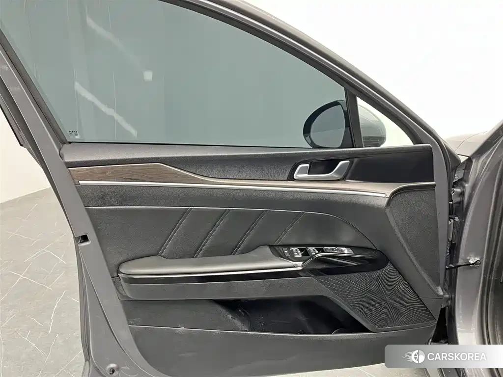 Kia K5 id 4538652 из Китая 11
