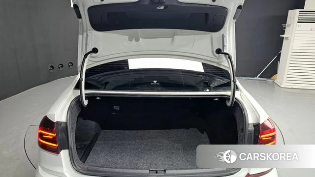 Volkswagen The New Passat id 3924842 из Кореи 11