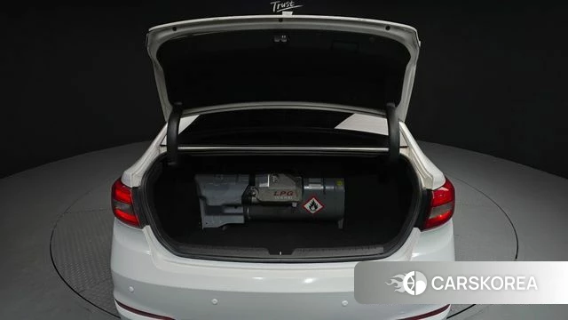 Hyundai LF Sonata id 4339814 из Кореи 11