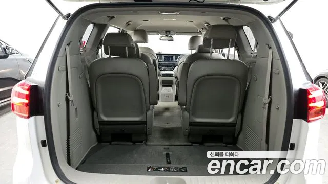 Kia The New Carnival id 2488333 из Кореи 11