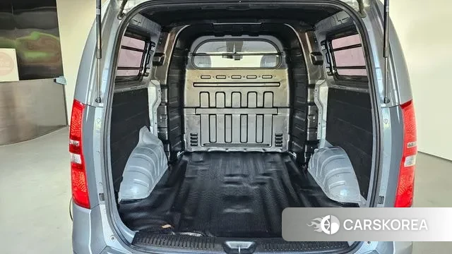 Hyundai The New Grand Starex id 3651340 из Кореи 11