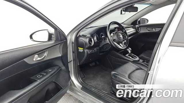 Kia Come New K3 id 2756842 из Кореи 11