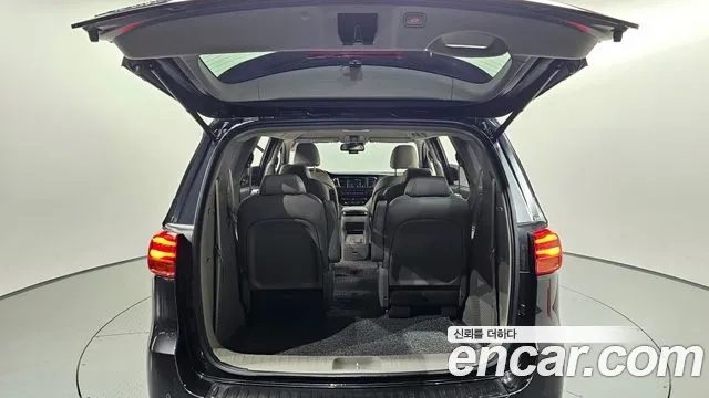 Kia The New Carnival id 2951775 из Кореи 11