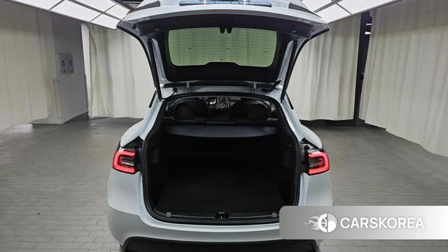 Tesla Model Y id 3940224 из Кореи 11