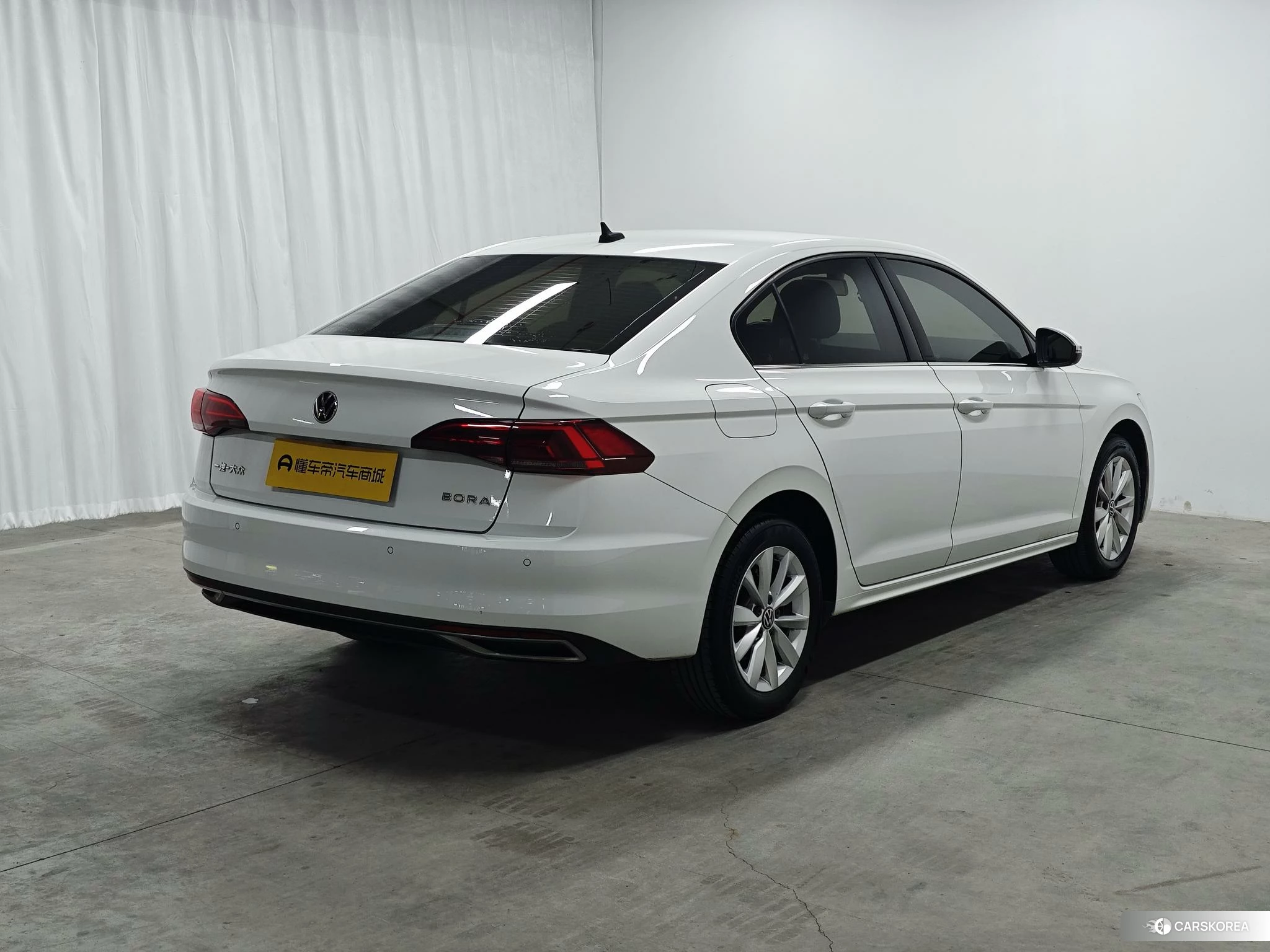 Volkswagen Bora id 4512728 из Китая 11