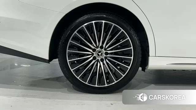 Mercedes-Benz E-Class W214 id 2914832 из Кореи 11