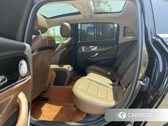 Mercedes-Benz E-class id 4217458 из Китая 11