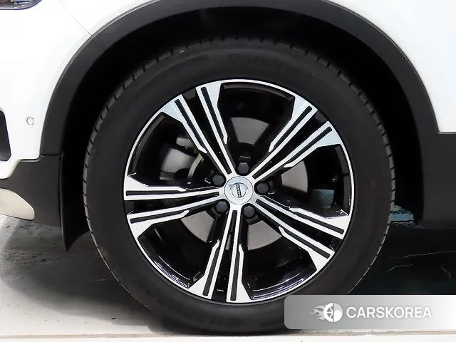 Volvo XC40 id 3028250 из Кореи 11