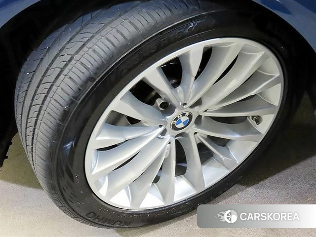 BMW 5 Series (G30) id 4741377 из Кореи 11
