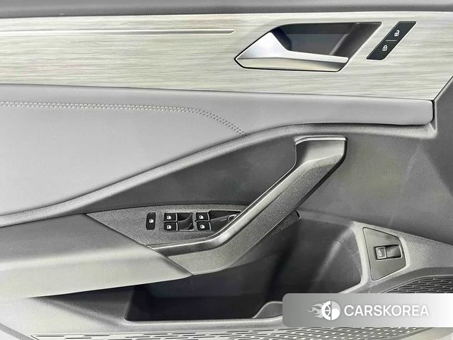 Volkswagen Sagitar id 4256032 из Китая 11