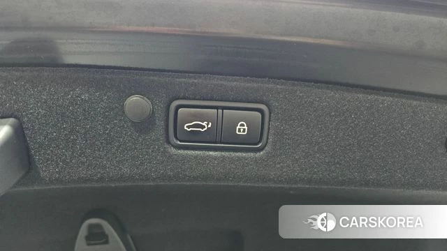 Hyundai The New Grandeur IG id 3839615 из Кореи 11