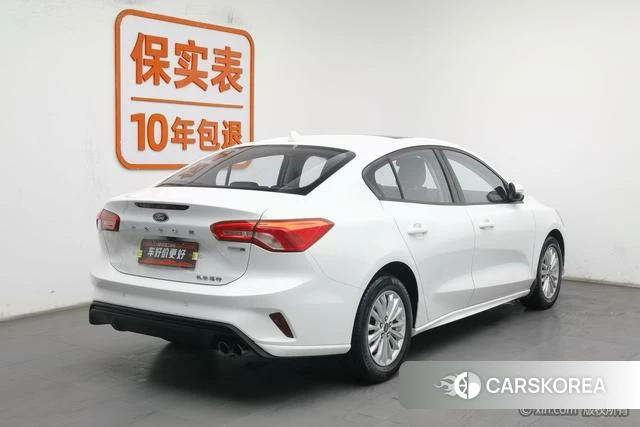 Ford Fox id 4213695 из Китая 11