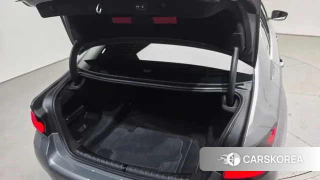 BMW 5 Series (G30) id 3770623 из Кореи 11