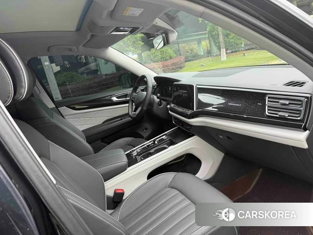 Volkswagen Tourang id 4278020 из Китая 11
