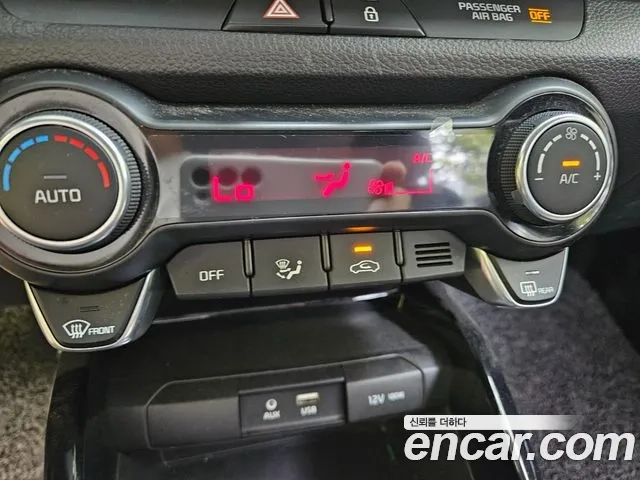 Kia Stonic id 2899627 из Кореи 11