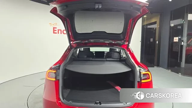 Tesla Model Y id 3452204 из Кореи 11