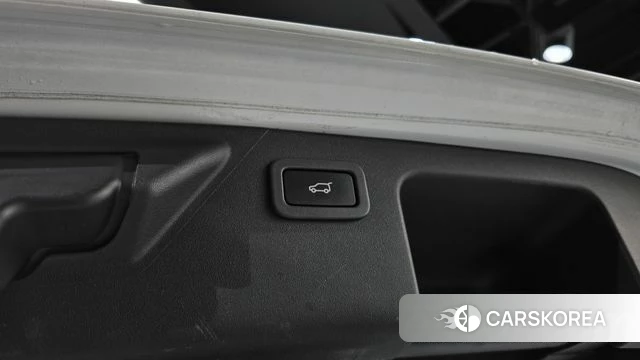 Land Rover Discovery Sports id 3925145 из Кореи 11