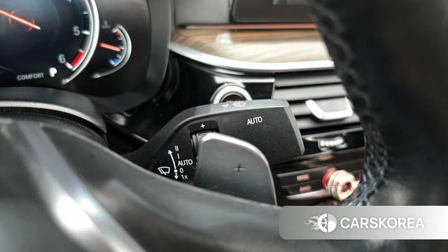 BMW 5 Series (G30) id 4865571 из Кореи 11